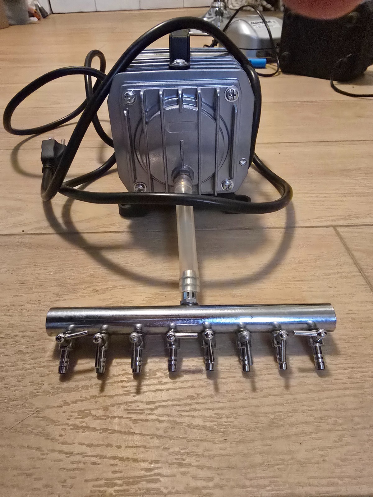 Simple Deluxe 58W Commercial Hydroponic Air Pump 1190GPH 75L/min (LGPUMPAIR75) gallery