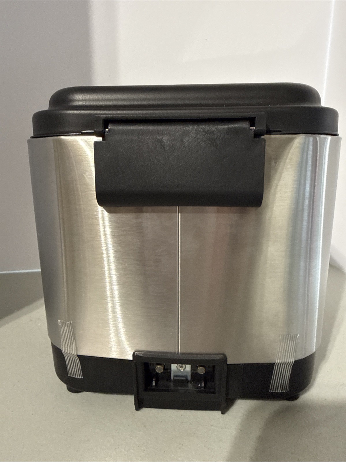 Oster CKSTDF102-SS Electric Deep Fryer - Silver/Black Open Box gallery
