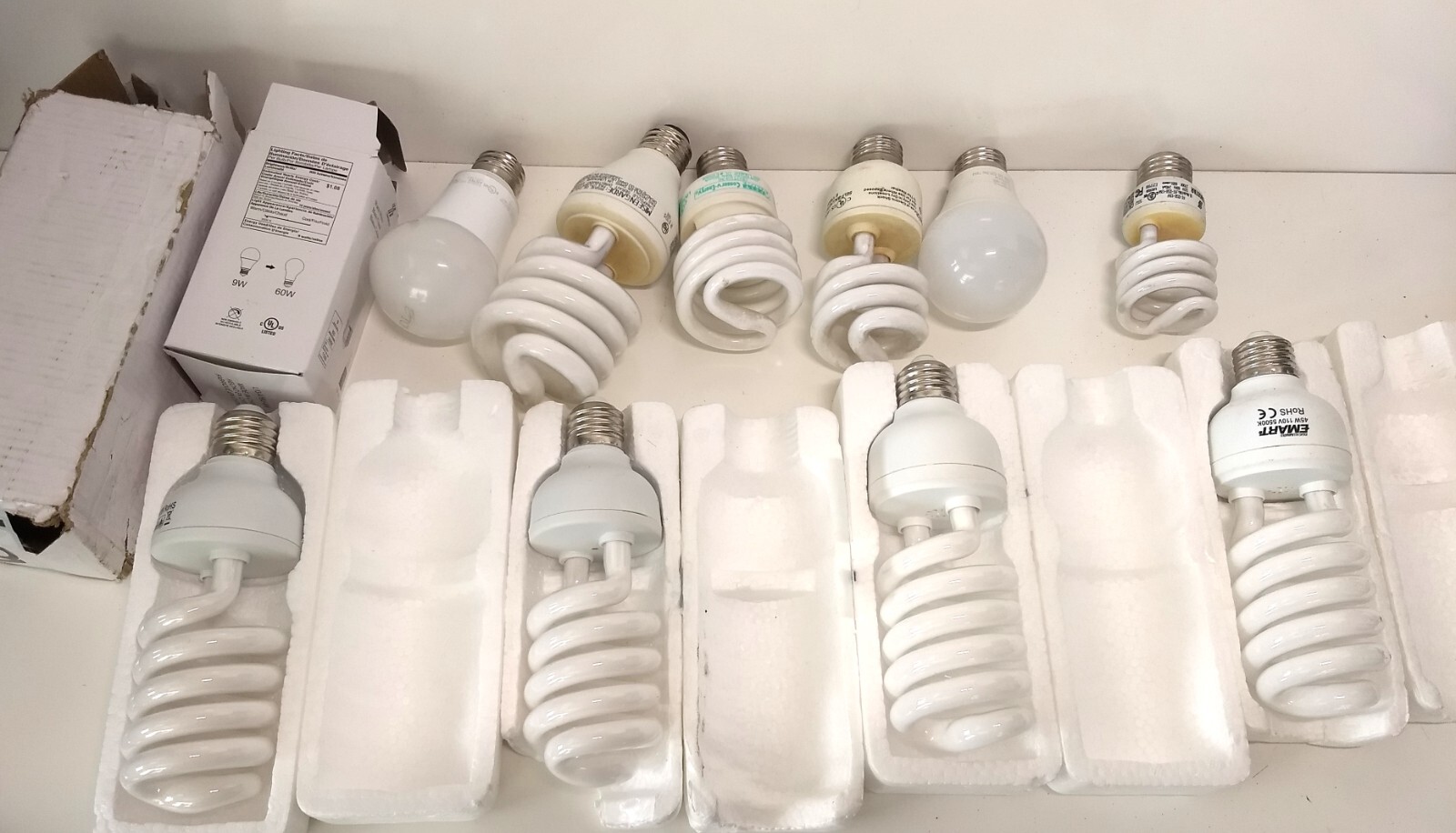 10 White Flourescent Light Bulbs (4 new, 6 Used) 45 W/Other Watts gallery