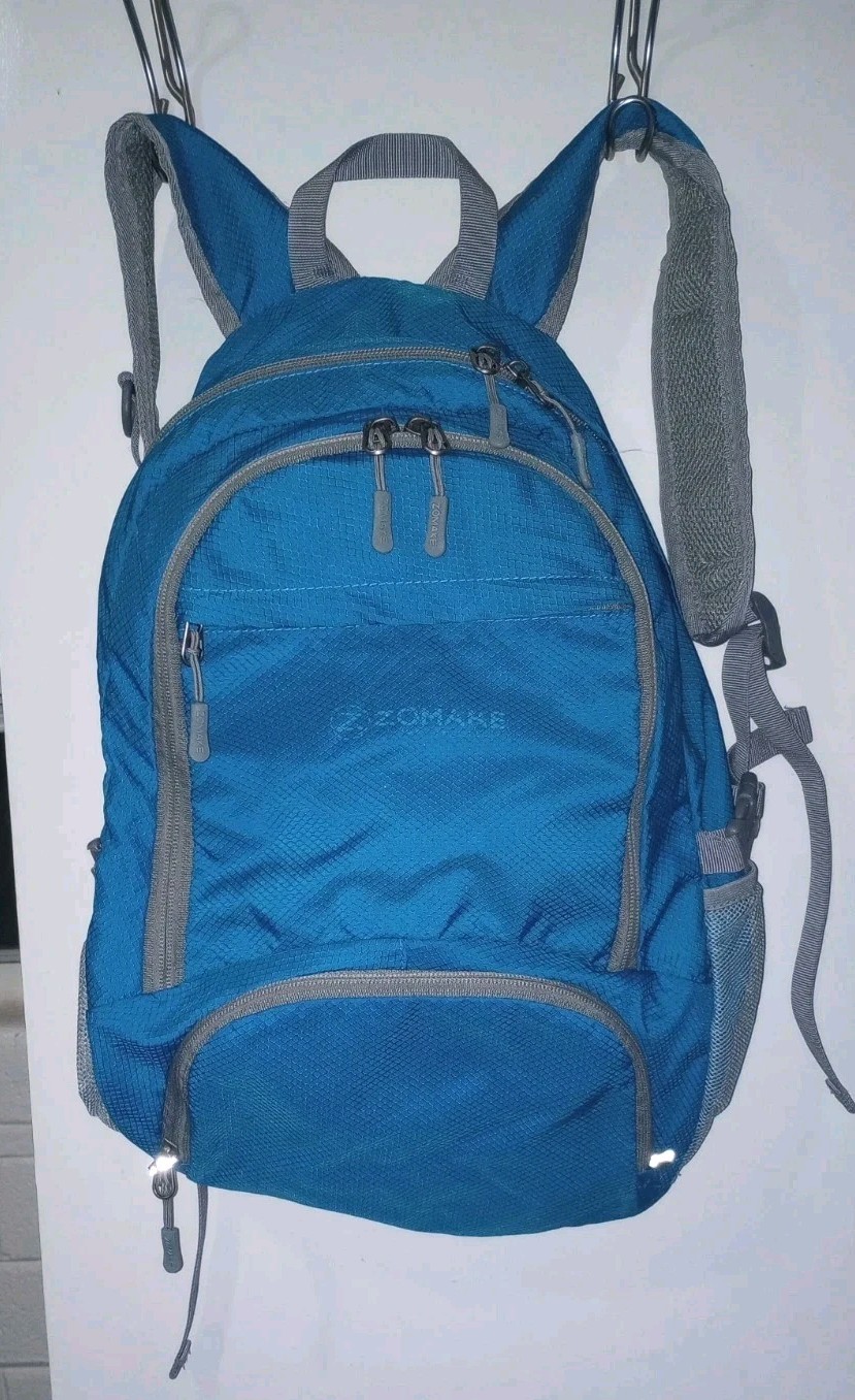 ZOMAKE Lightweight Packable Backpack - 30L Foldable Hiking Daypack - Blue, Good 