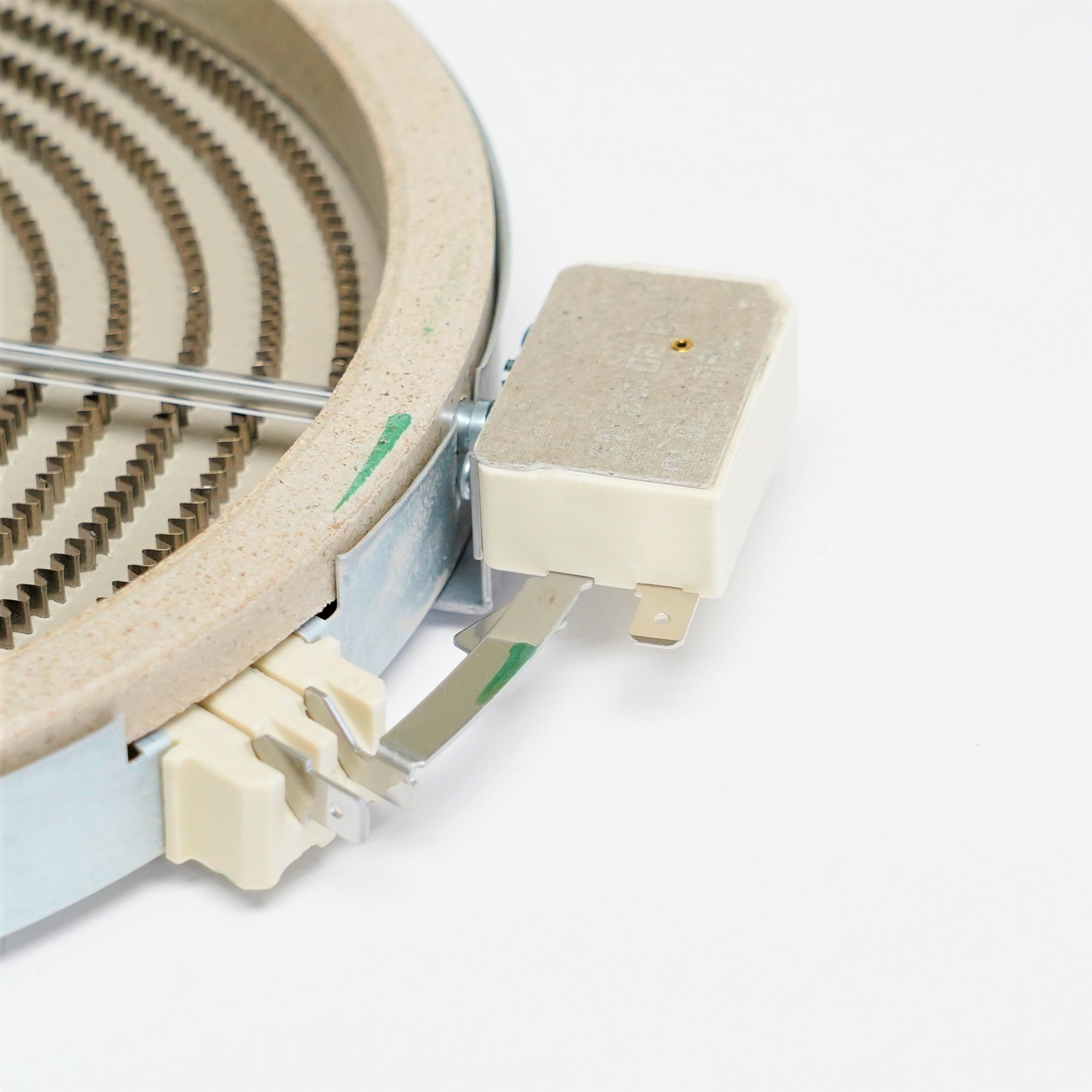 Element, Surface Unit Burner for GE WB30T10136 (AP4363599, PS2339867) gallery