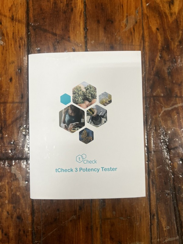 LĒVO tCheck 3 Potency Testing Device gallery