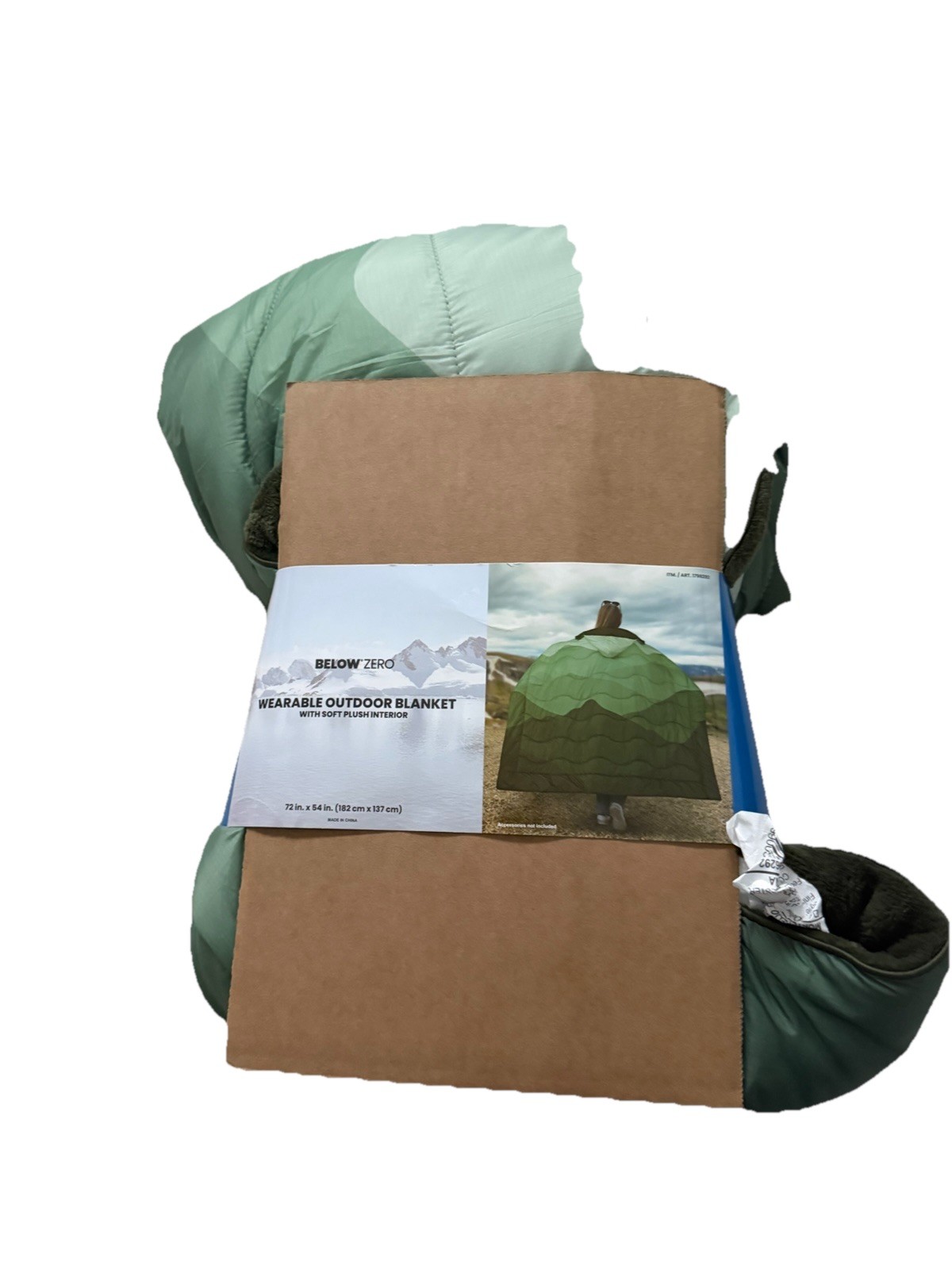 Below Zero Hooded Wearable Blanket 72 x 54 Water-Resistant Reversible Plush-NEW gallery