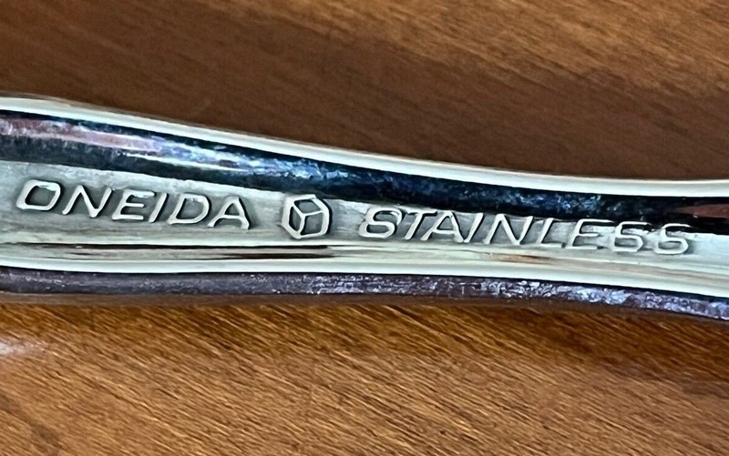 Oneida MICHELANGELO Heirloom Cube Stainless Flatware - Choice gallery