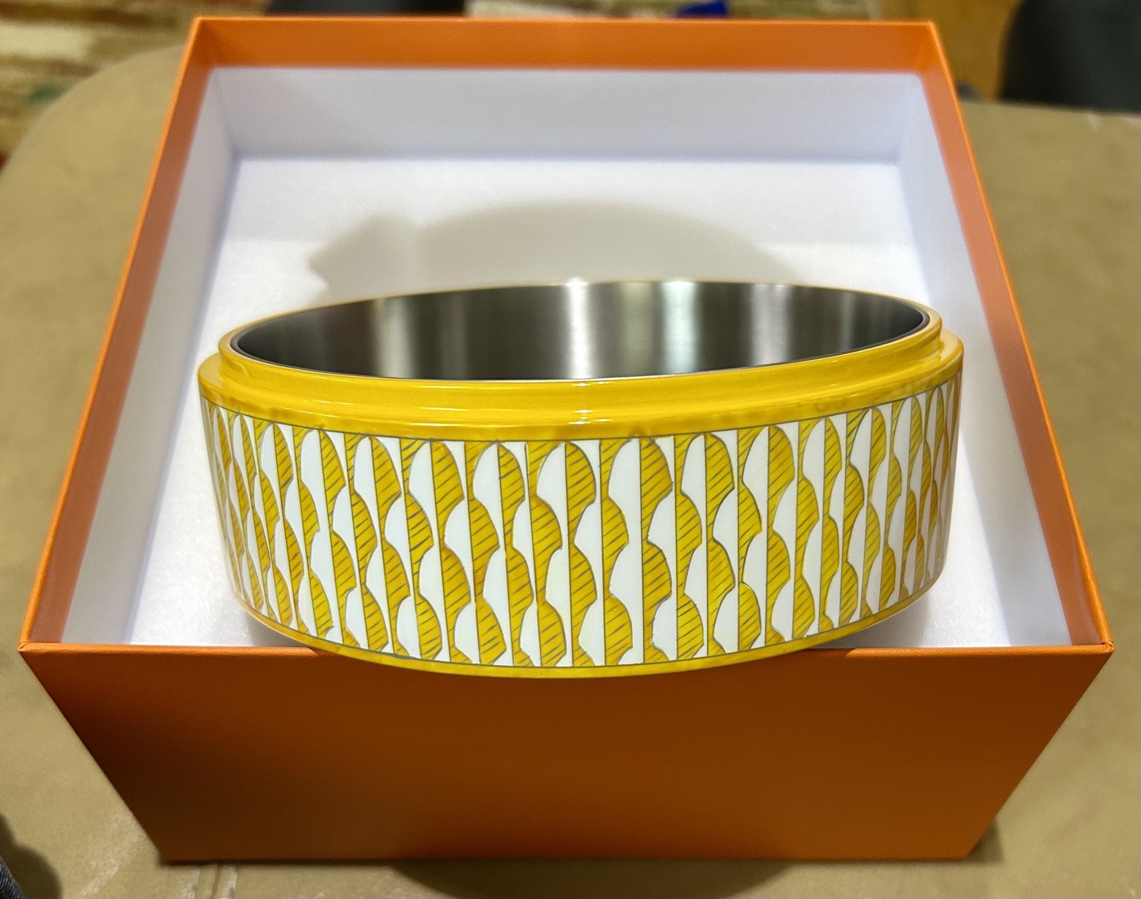 HERMES Soleil d'Hermès Box MM Tableware Lacquer SS Yellow White gallery