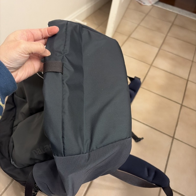 Patagonia Refugio  Day Pack Backpack 47913 EUC READ 4