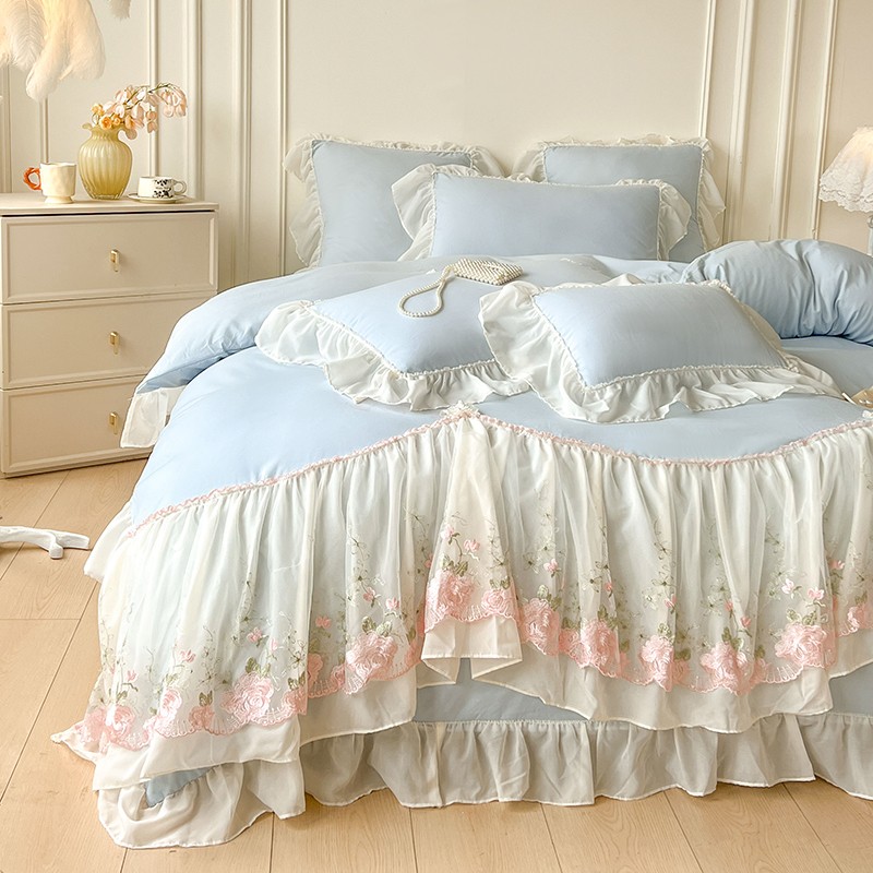 4pcs/lot Bedding Set Lace Cotton Embroidery Flowers Duvet Cover Flat Sheet Set gallery