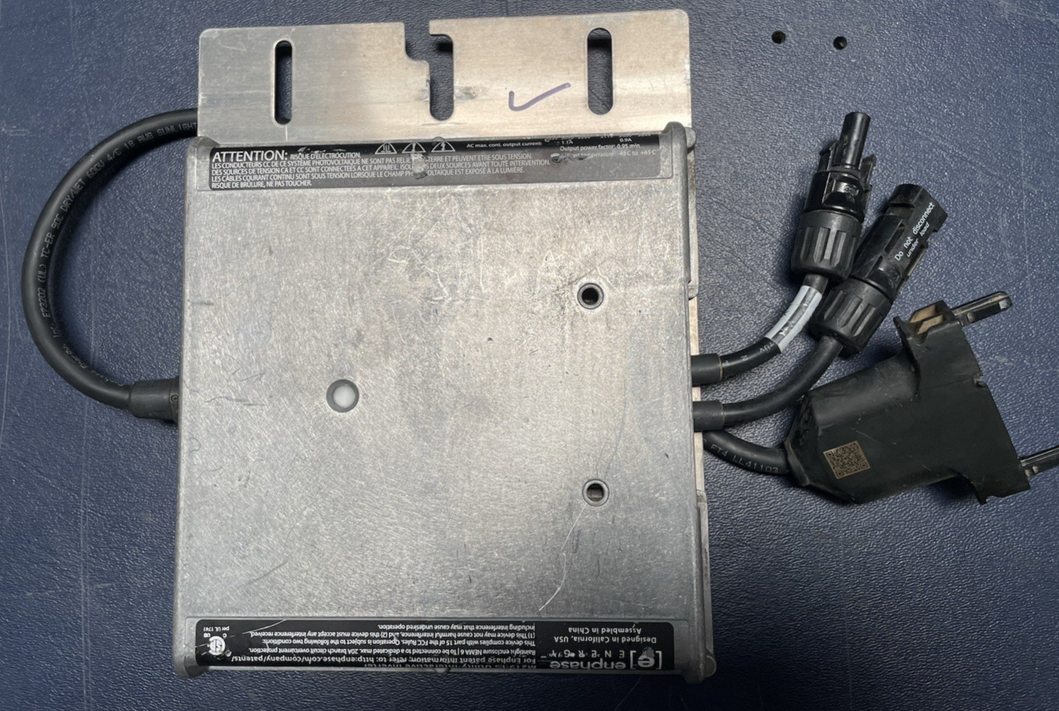 Enphase Solar Micro inverter M215-60-2LL-S22-IG UTILITY INTERACTIVE Used, Tested gallery