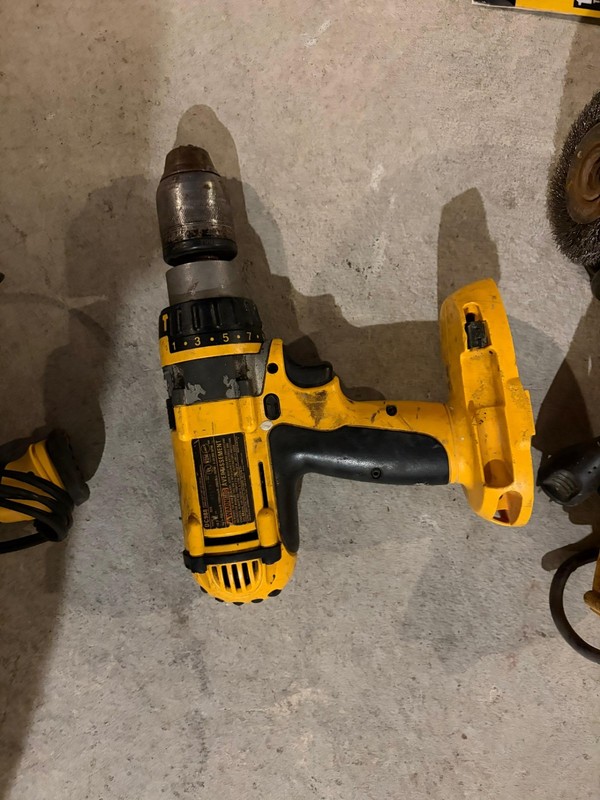 DEWALT 8-Tool Set Drill/Driver, Saws, Grinder Corded/Battery w/ Chargers gallery