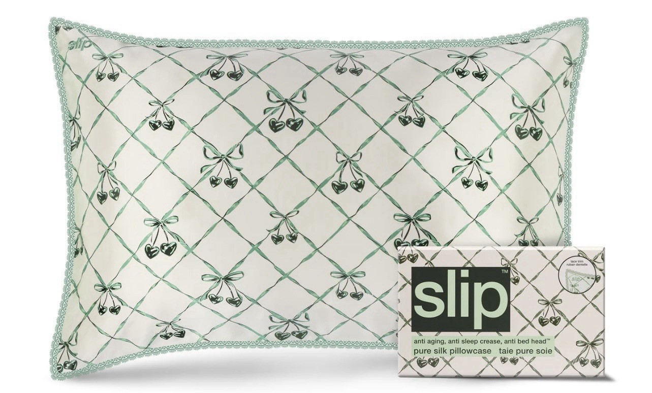 Slip WINTERGREEN QUEEN ZIPPERED PILLOWCASE WITH LACE TRIM gallery