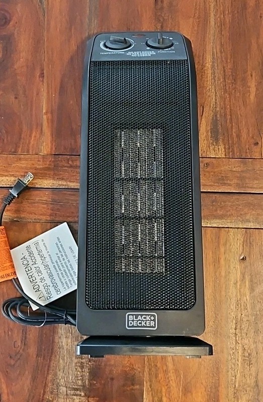 BLACK+DECKER Ceramic Tower Heater BHTC571 gallery