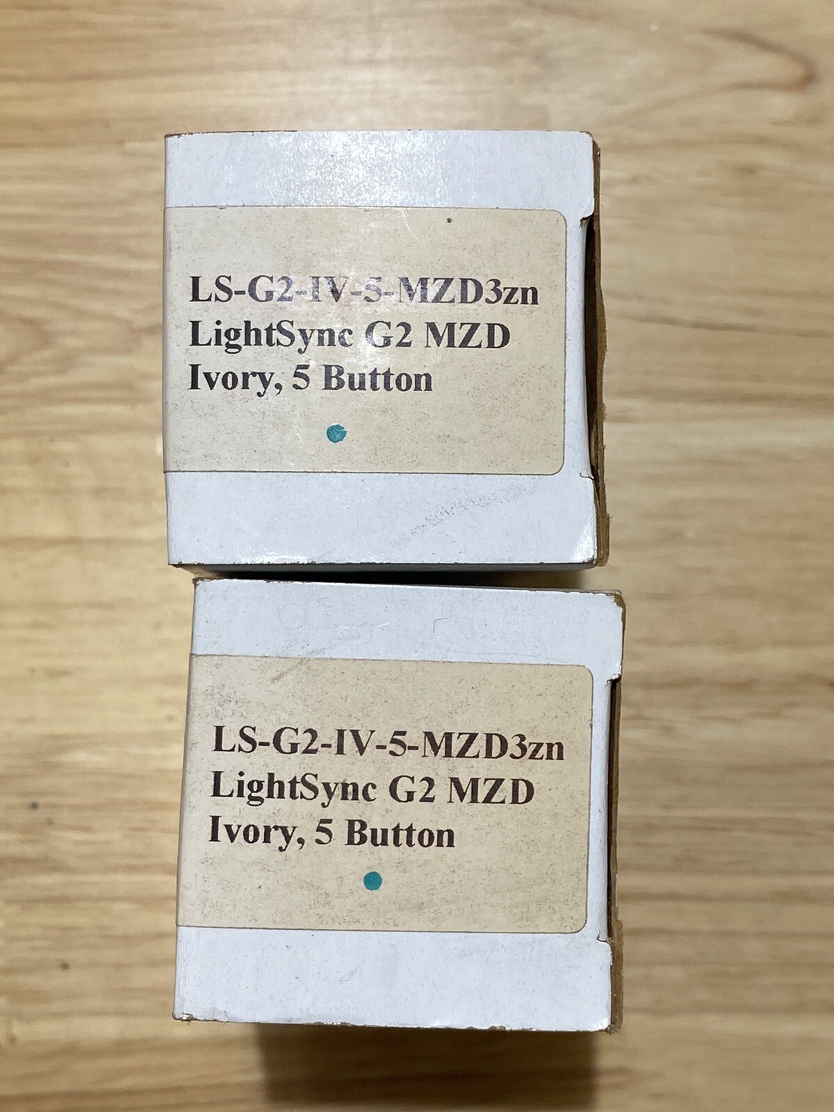 ILC Light Sync Control Devices G2 Ivory 5 Button Push Switch LS-G2-IV-5-MZG3zn  gallery