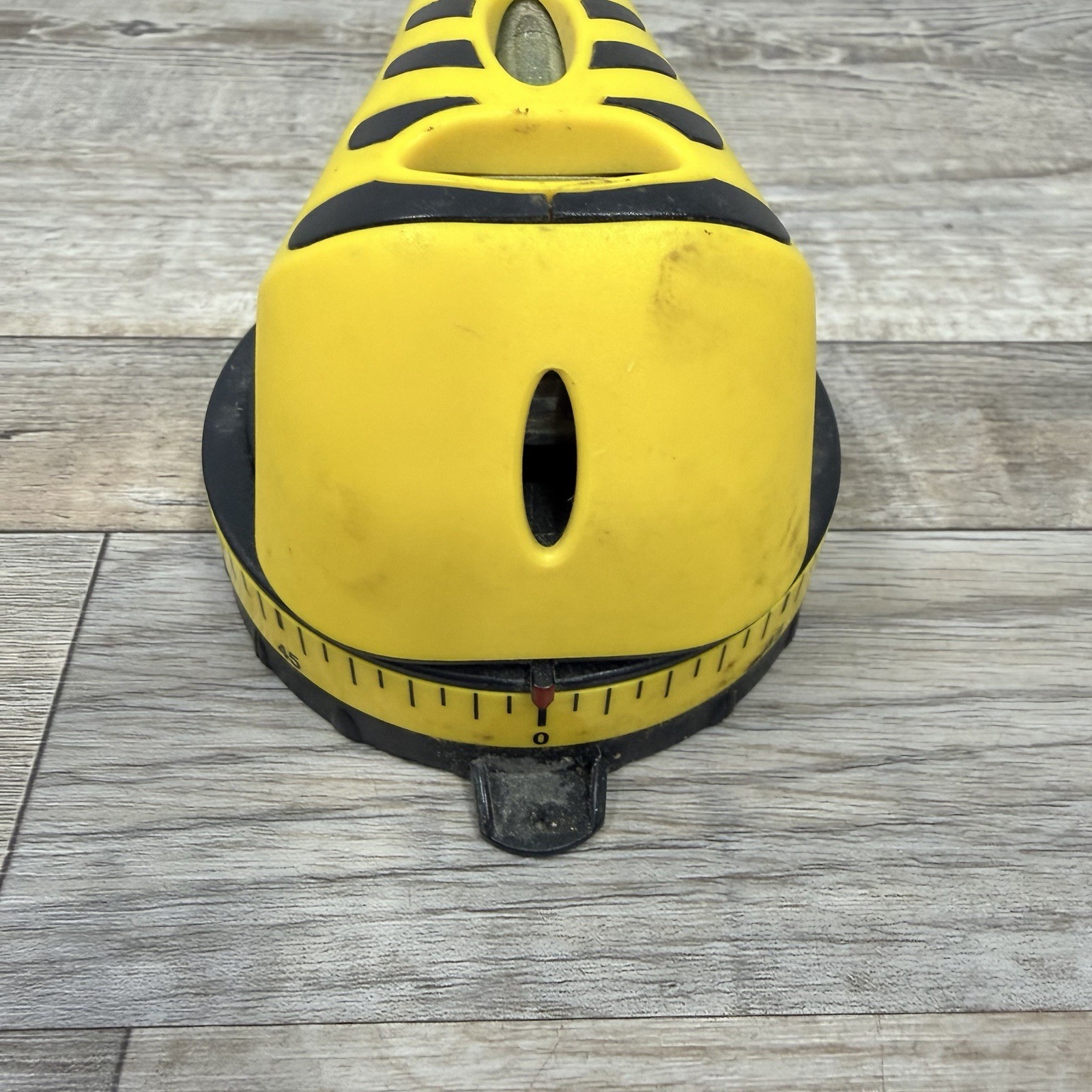 Strait-Line Laser Level 120 4xBrighter Level Plumb 360 Rotation AA Battery EXC gallery