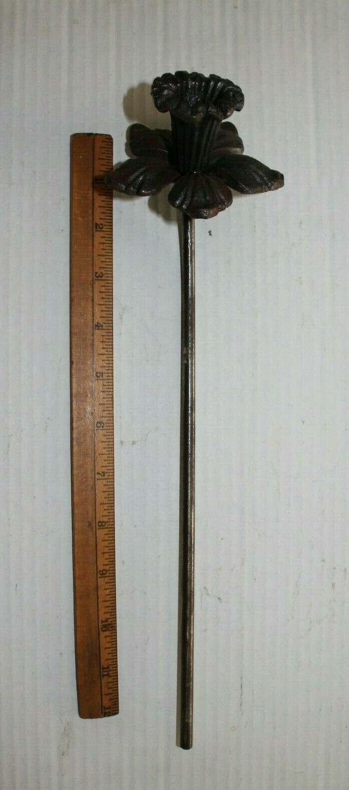 Cast Iron Flower Garden Stake Daffodil Jonquil Narcissus Small Rustic Metal gallery