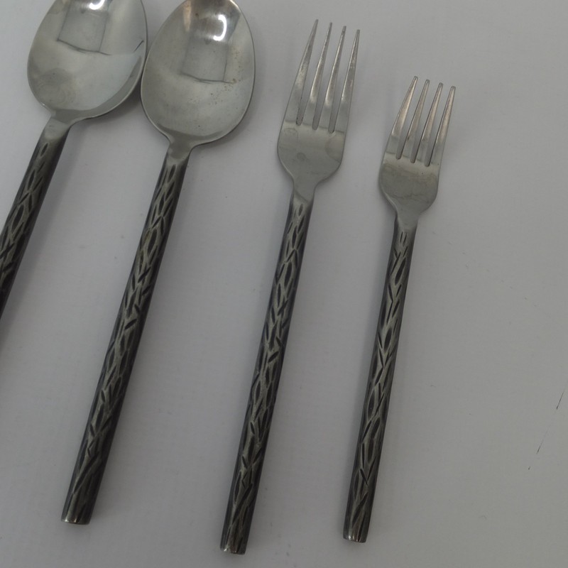 8 Pc Set Home Flatware Round Handle Rustic Replacement Pieces gallery