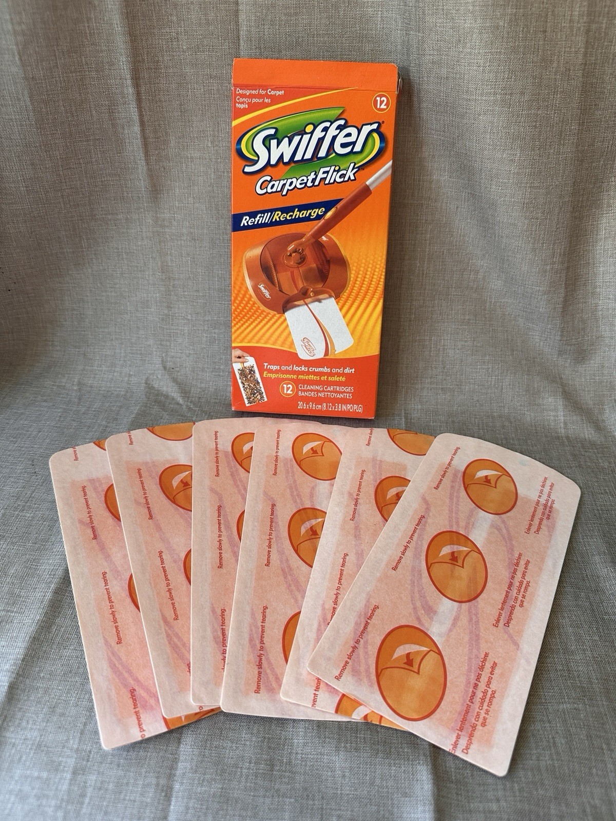 *READ* Partial Swiffer Carpet Flick Sweeper 6 Total Refill Pads In Open Box gallery