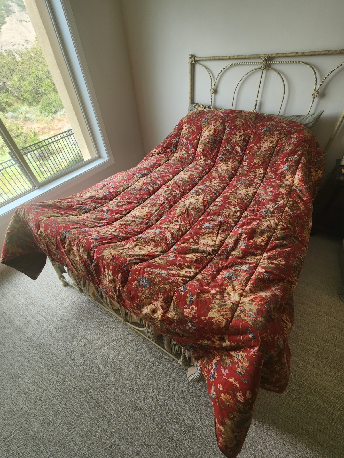 Chaps Ralph Lauren Summerton QUEEN/FULL Comforter Polyester Shams Red Floral gallery
