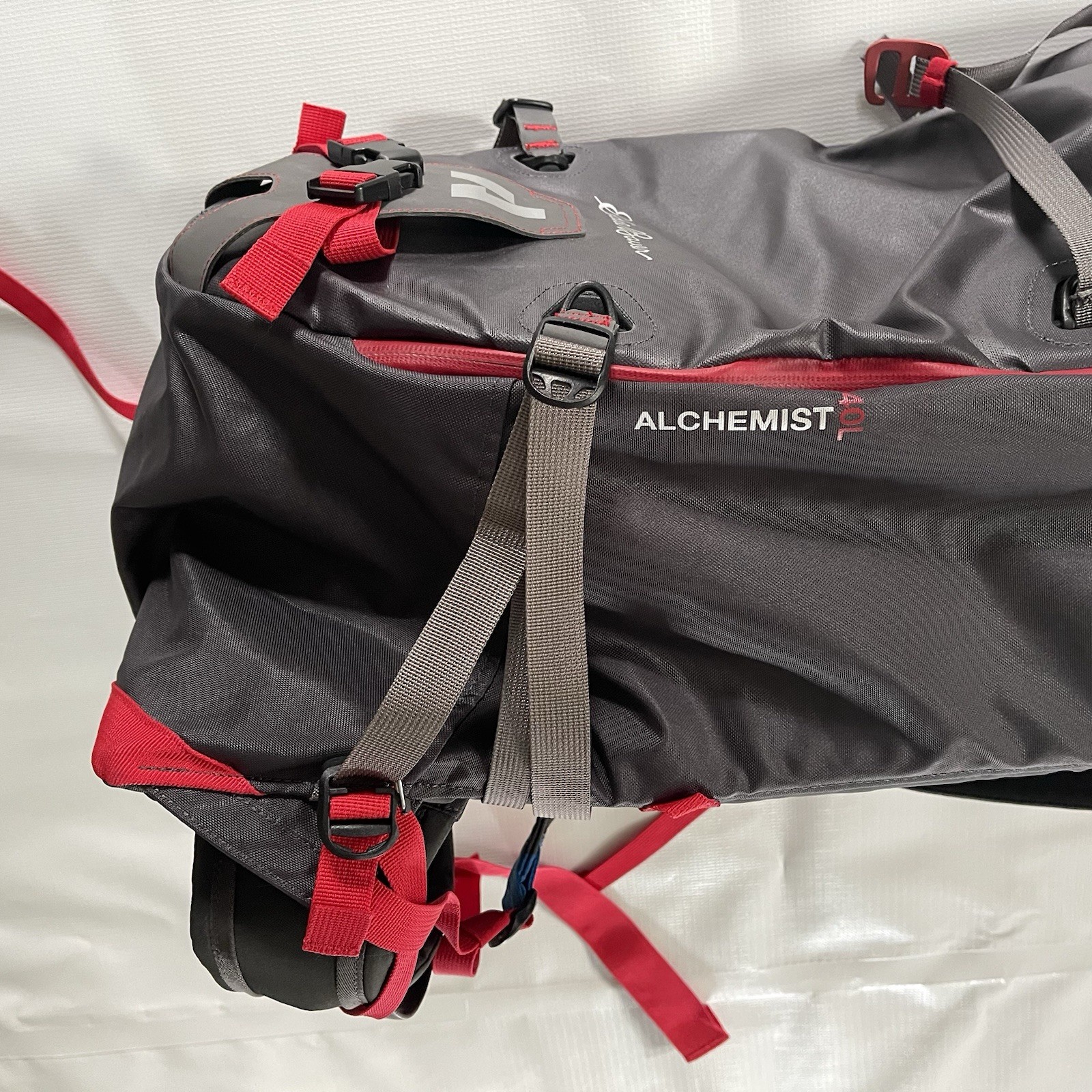 Eddie Bauer First Ascent Alchemist 40L Structured Climbing Hiking Backpack New 5
