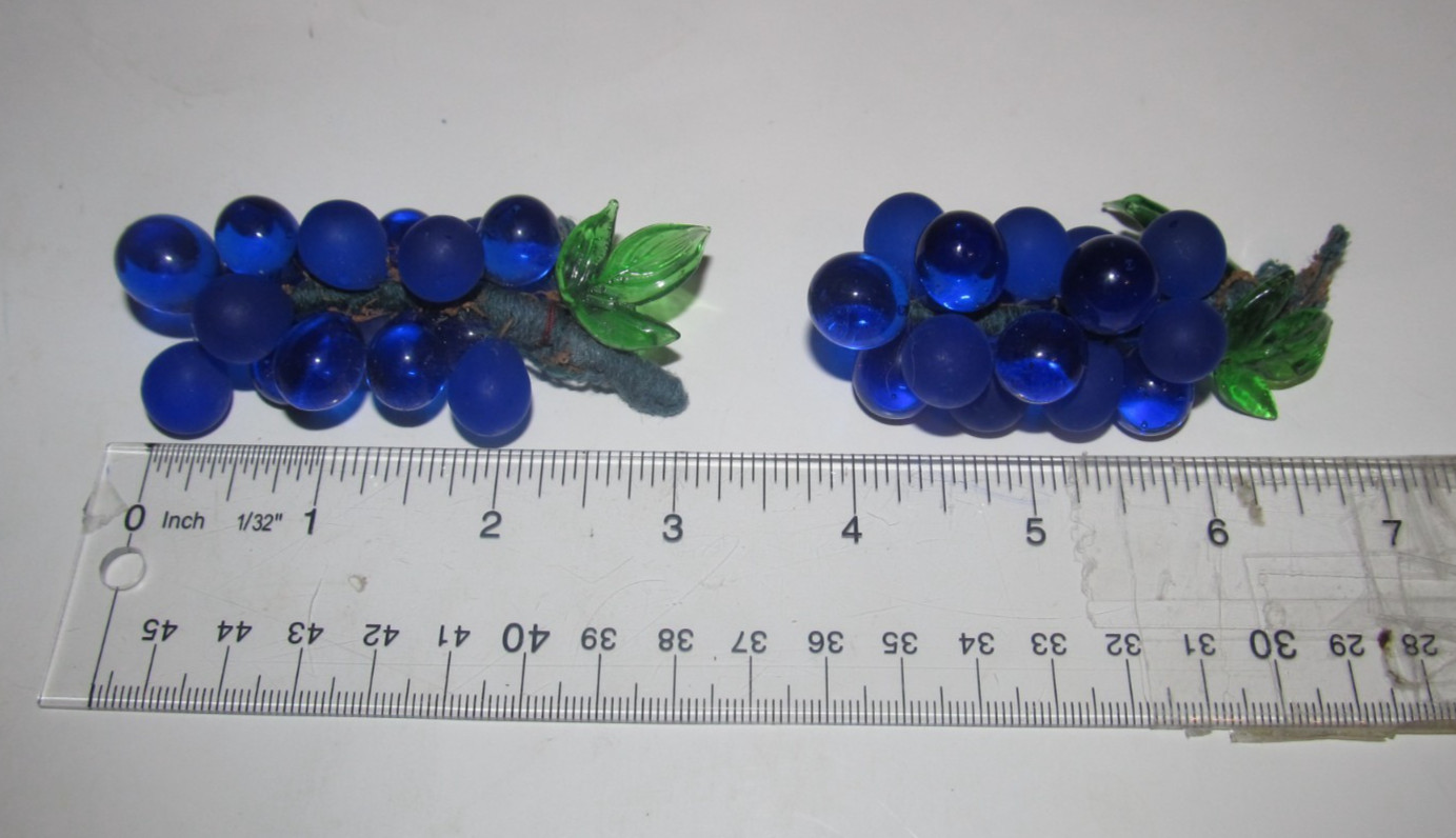Art Glass Cobalt Blue Grape Cluster Bunch With Leaves 3" Long (Lot of 2) (TS6) gallery