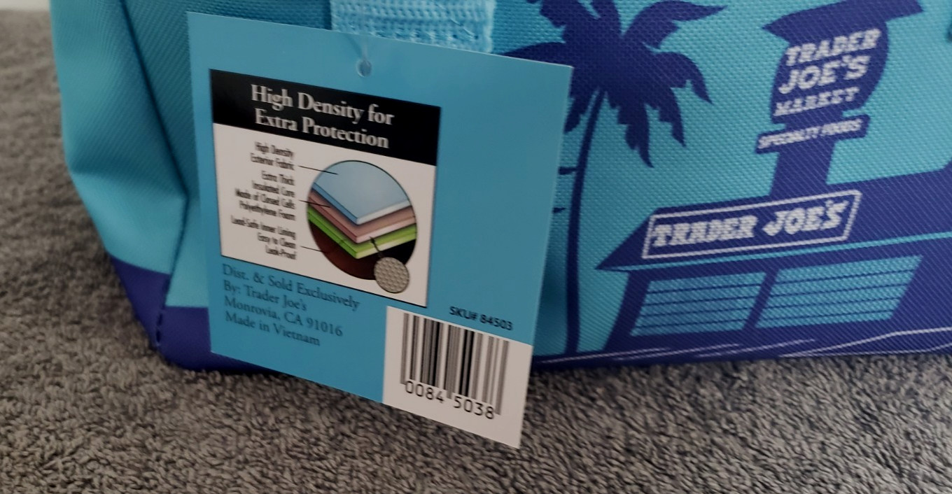 Trader Joe’s Mini Insulated Bag Light Blue with Pink Zipper, Summer 2026 Release gallery