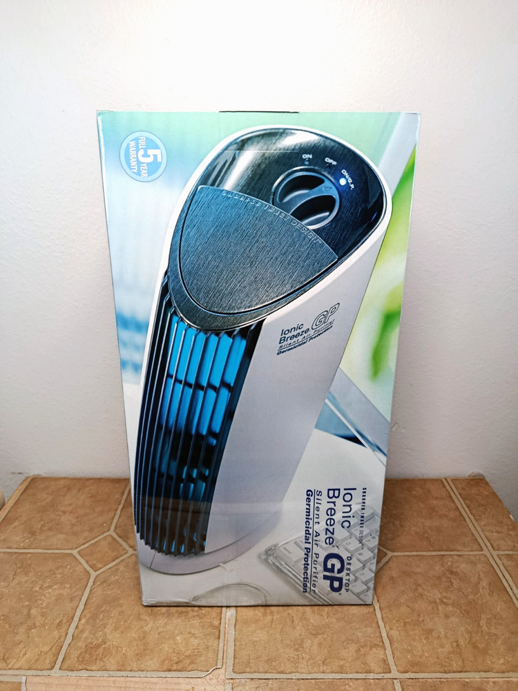 SHARPER IMAGE IONIC BREEZE DESKTOP GP SILENT AIR PURIFIER IONIZER NEW SEALED NOS