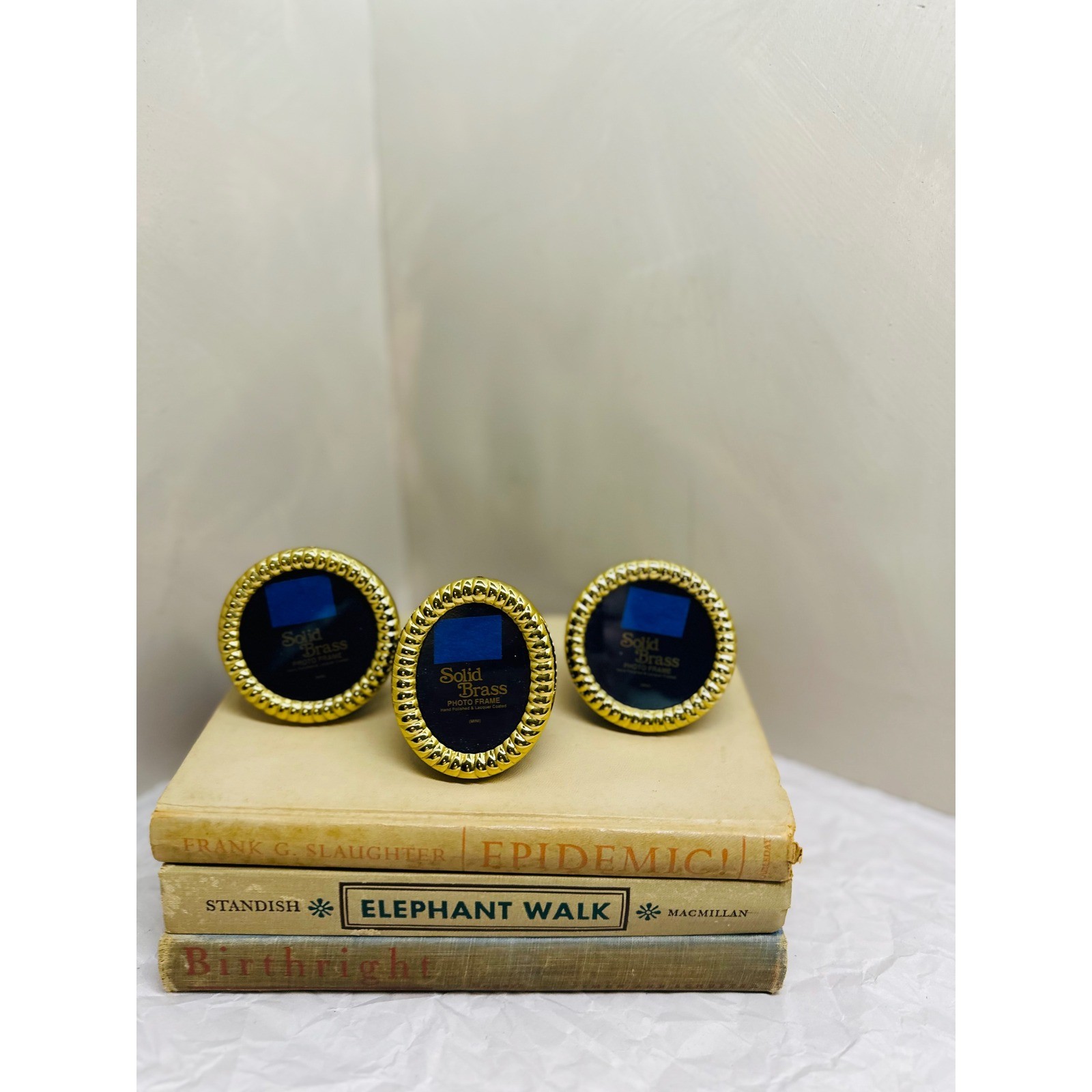 Solid Brass Mini Photo Frame Set 3 Piece Vintage Gold Round Oval Rope Border gallery