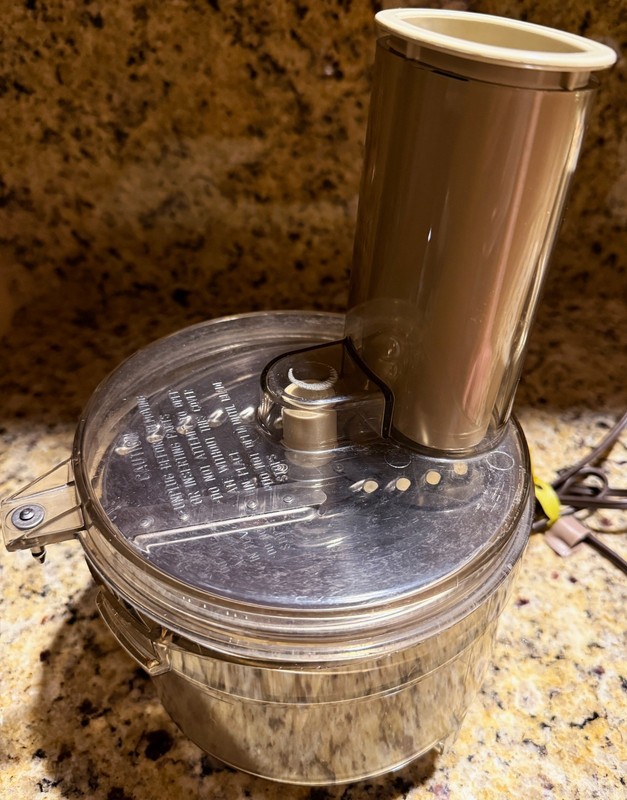 Vintage General Electric food processor/blender - model D3FP2 - works -SEE DESCP gallery