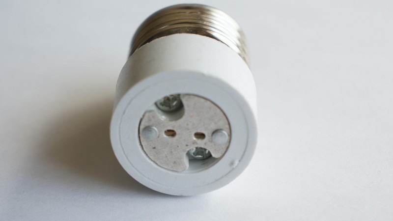 10pcs E26/E27 to MR16 Converter Adapter Medium Base Screw to MR16 GU5.3 G4 MR11 gallery