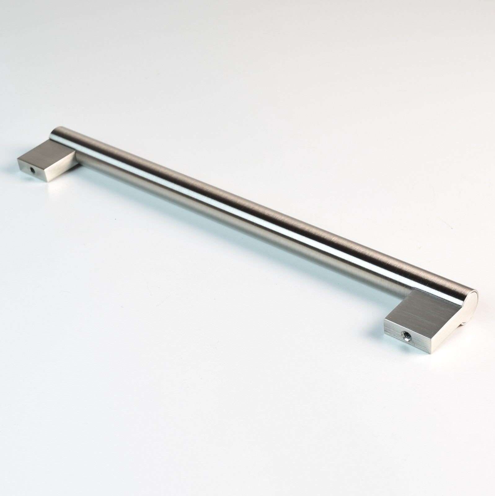 Valli & Valli A288 Large 245mm Designer Cabinet Pull MADE IN ITALY, Satin Nickel gallery