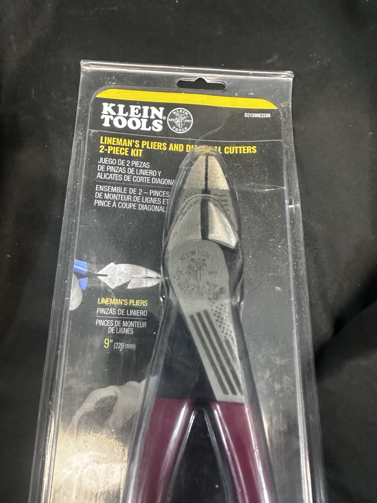 Klein Tools D2139NE2288 - Lineman's Pliers & Diagonal Cutters 2-Piece Kit - NEW gallery