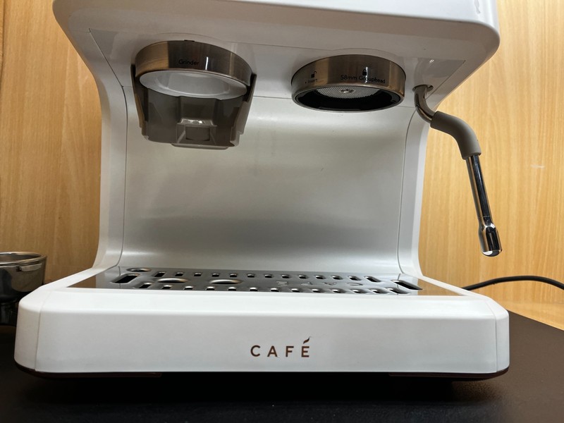 Café Bellissimo Semi Automatic Espresso Machine -White-WiFi Connected gallery