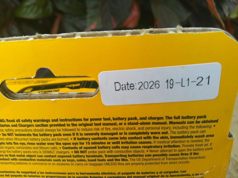 DeWALT DCBP520 POWERSTACK 20V Lith-Ion 5.0Ah Battery Pack ✅ NEW ✅ gallery