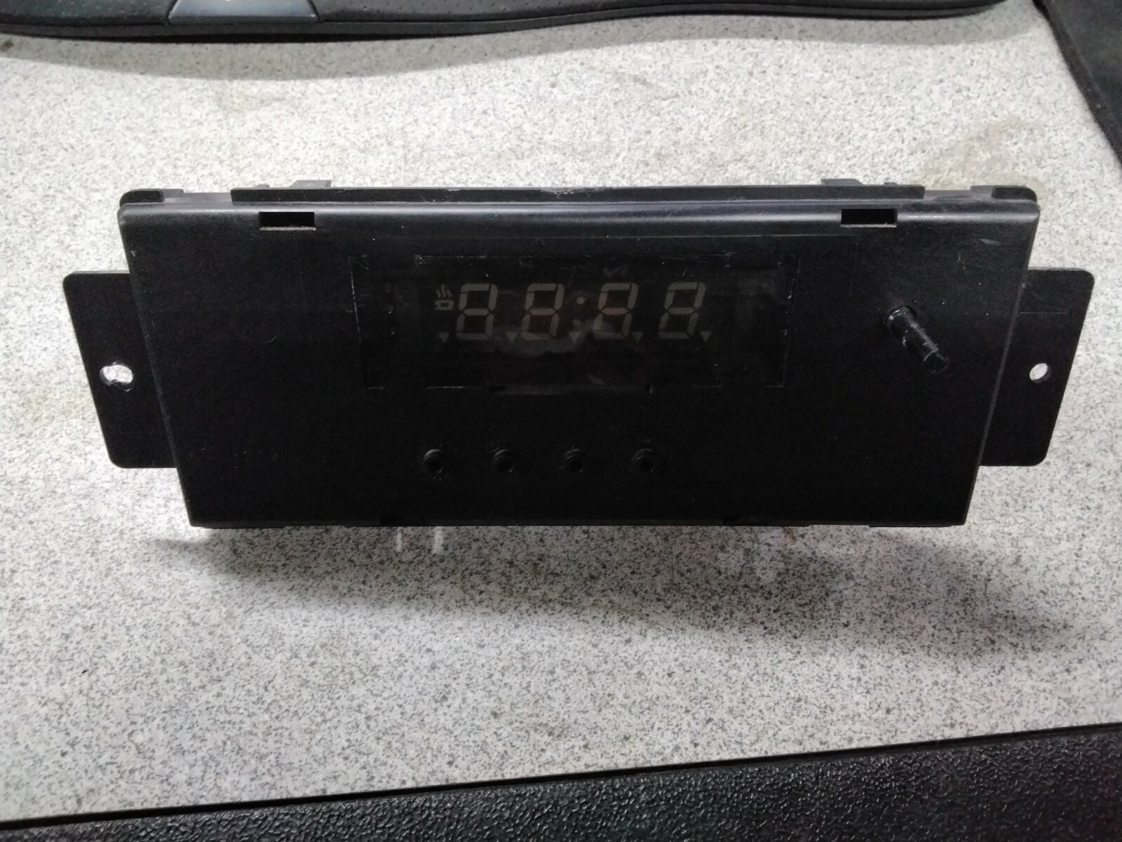Amana Oven Range Electronic Control Board Part#09-302106-04-0 gallery