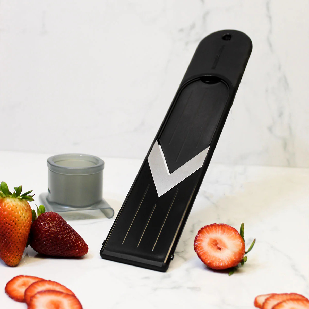 Microplane Mini Mandoline Compact Kitchen Slicer for Fruits & Veggies gallery