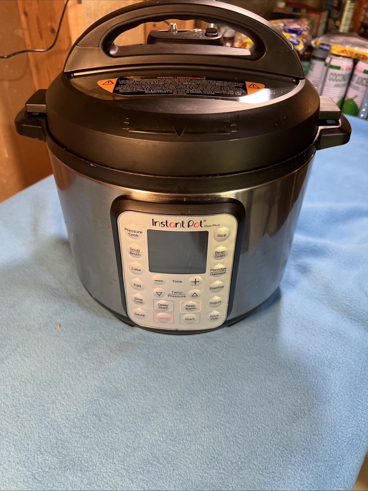 Instant Pot Duo Plus 6v3 6 Qt Pressure Cooker Item Complete Powers On Parts Only gallery