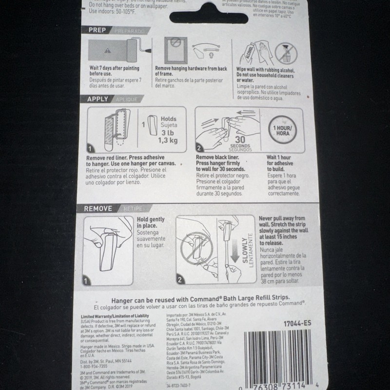 3M Command Plastic Coated White Canvas Picture Hanger gallery