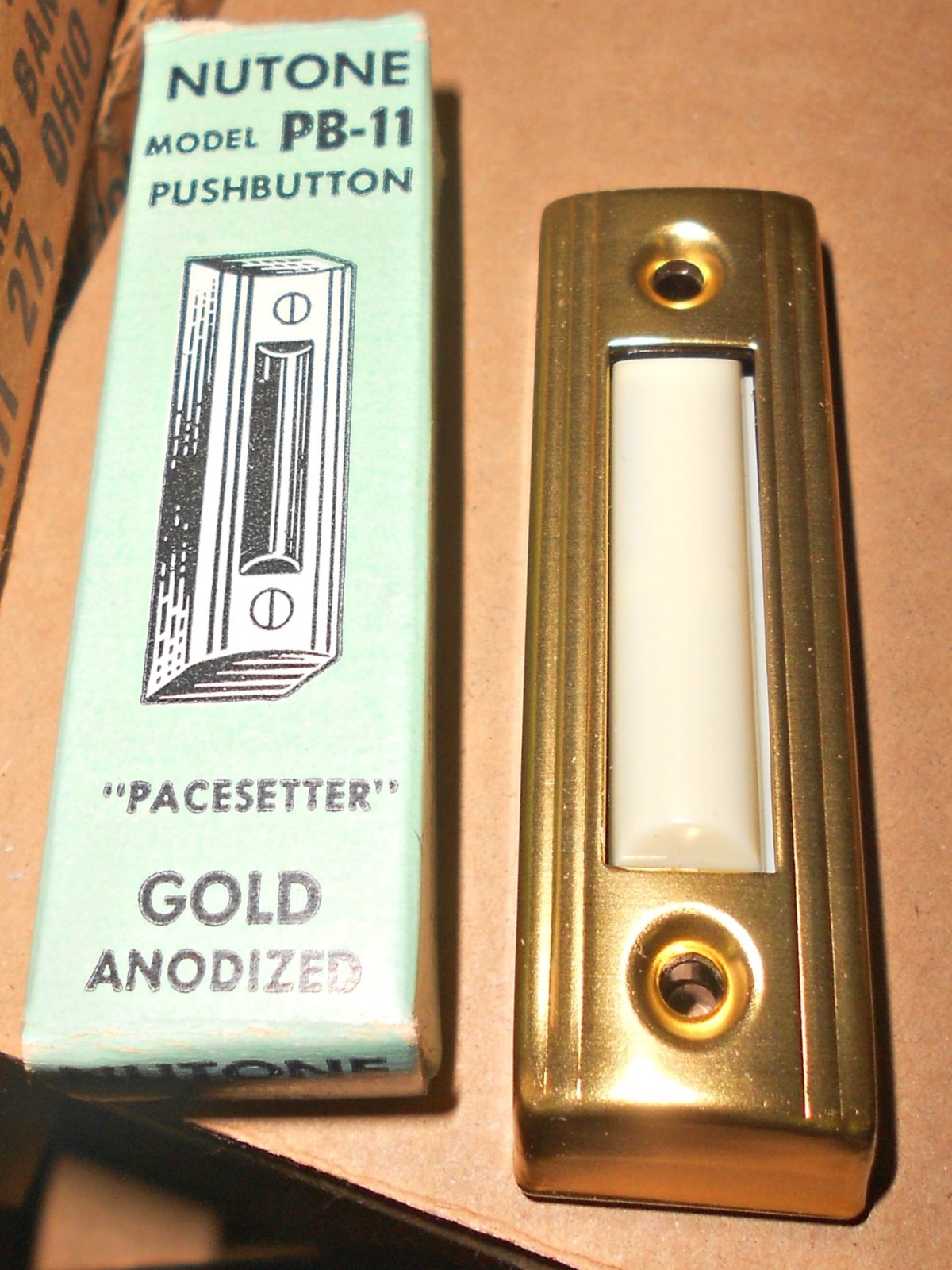 2.75" x .75" Gold PACESETTER Push Button DOOR BELL Model PB-11 NuTone NEW PB-11G gallery