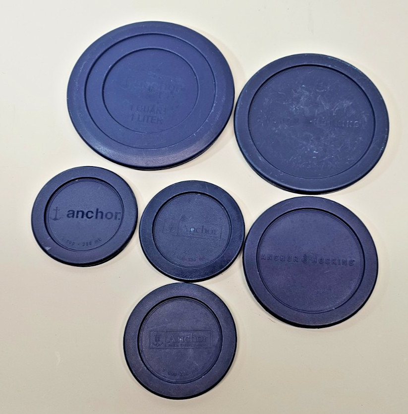 Anchor Hocking Plastic Replacement Lids 1056, 1905, 1903 & 1901 Lot of 6 gallery