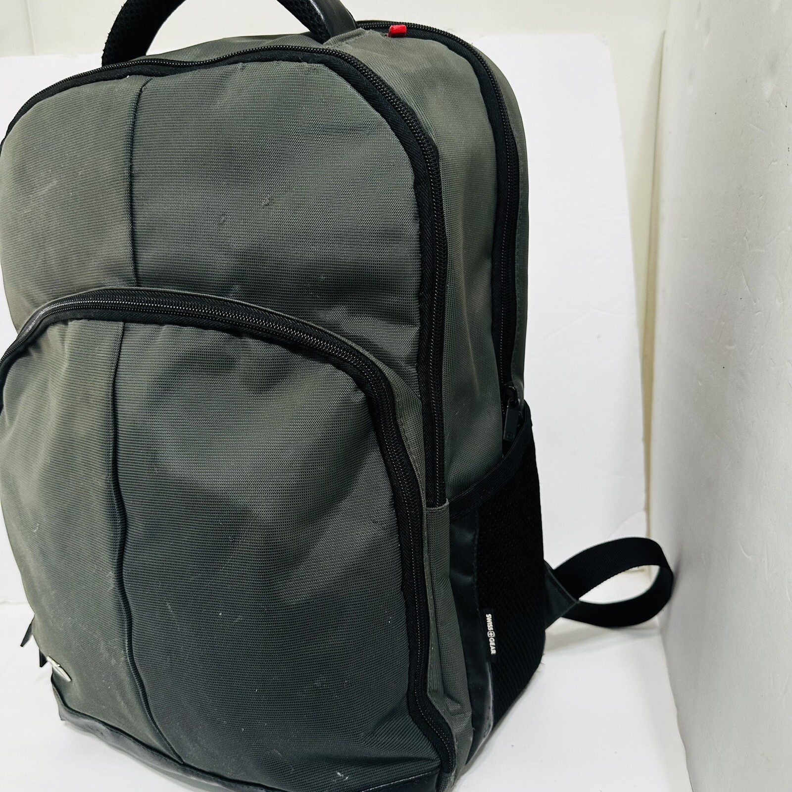 Swissgear Backpack With Padded Laptop Compartment Multi Pockets - Travel/Work 2