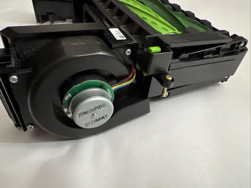 IRobot Roomba Cleaning Head W/ Module Motor e5 e6 i3 i4 i5 i6 i7 i8 J7 J9 j9+ #1 gallery
