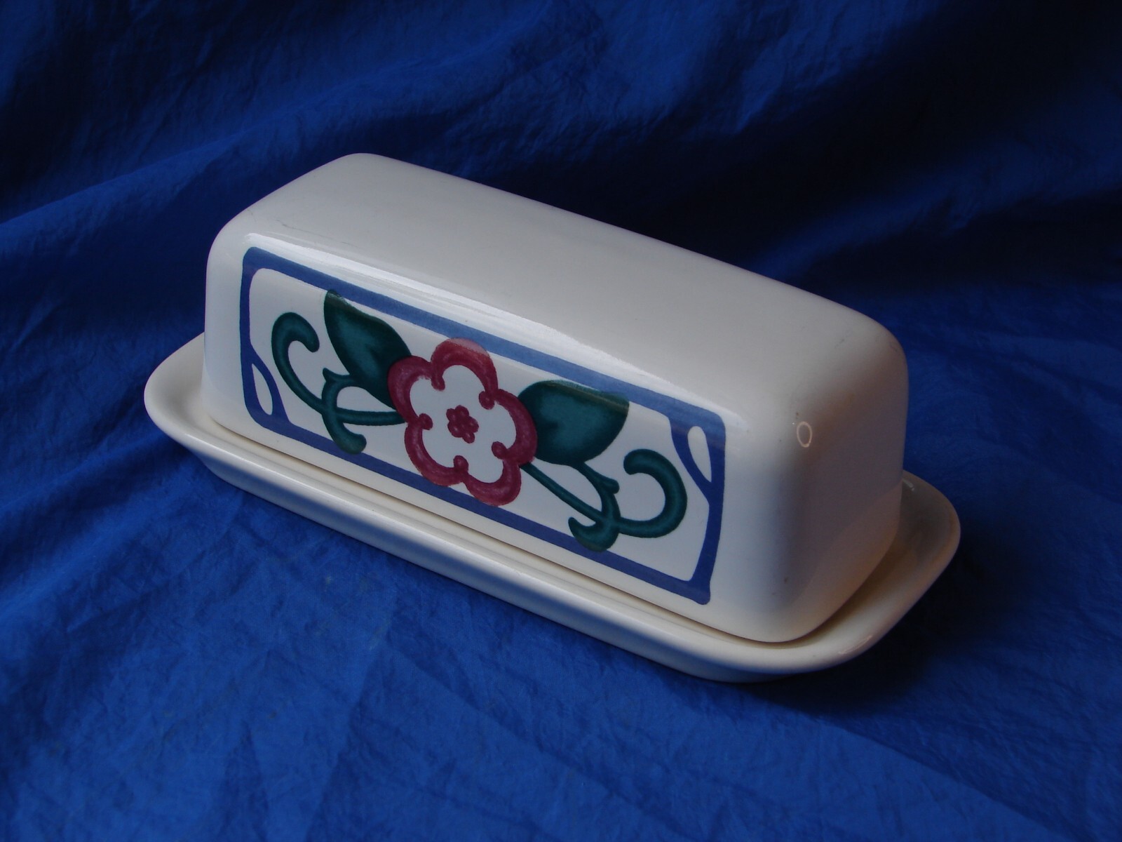 Pfaltzgraff ARBOR VINE Pattern Stoneware Butter Dish Pink Blue Green Floral VGC gallery