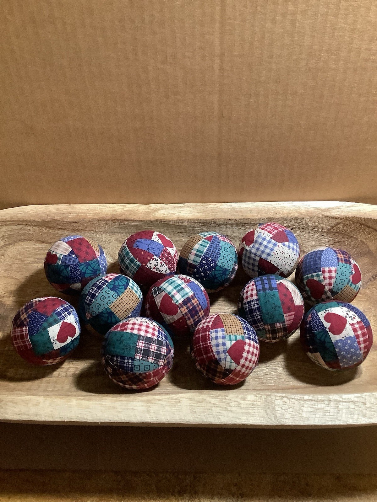 12 Country Hearts Patchwork, Farmhouse Dough Bowl , Tiered Tray Decor, New gallery