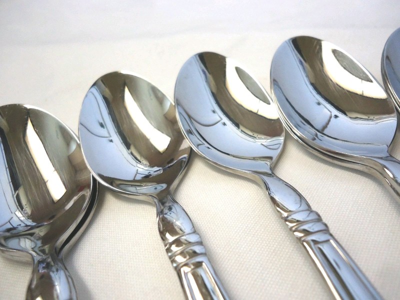LENOX ESQUIRE GLOSSY STAINLESS FLATWARE CHINA 14-PIECES gallery