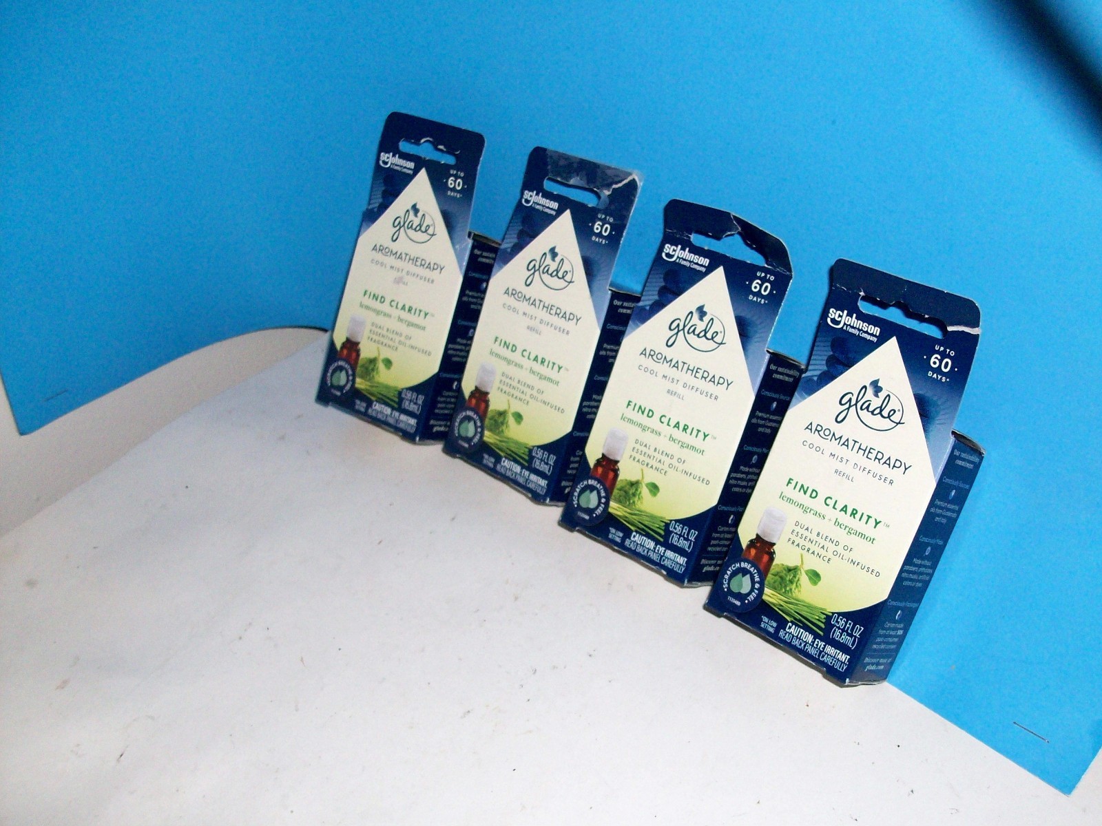 GLADE FIND CLARITY 4 REFILLS FOR COOL MIST DIFFUSER LEMONGRASS & BERGAMOT gallery