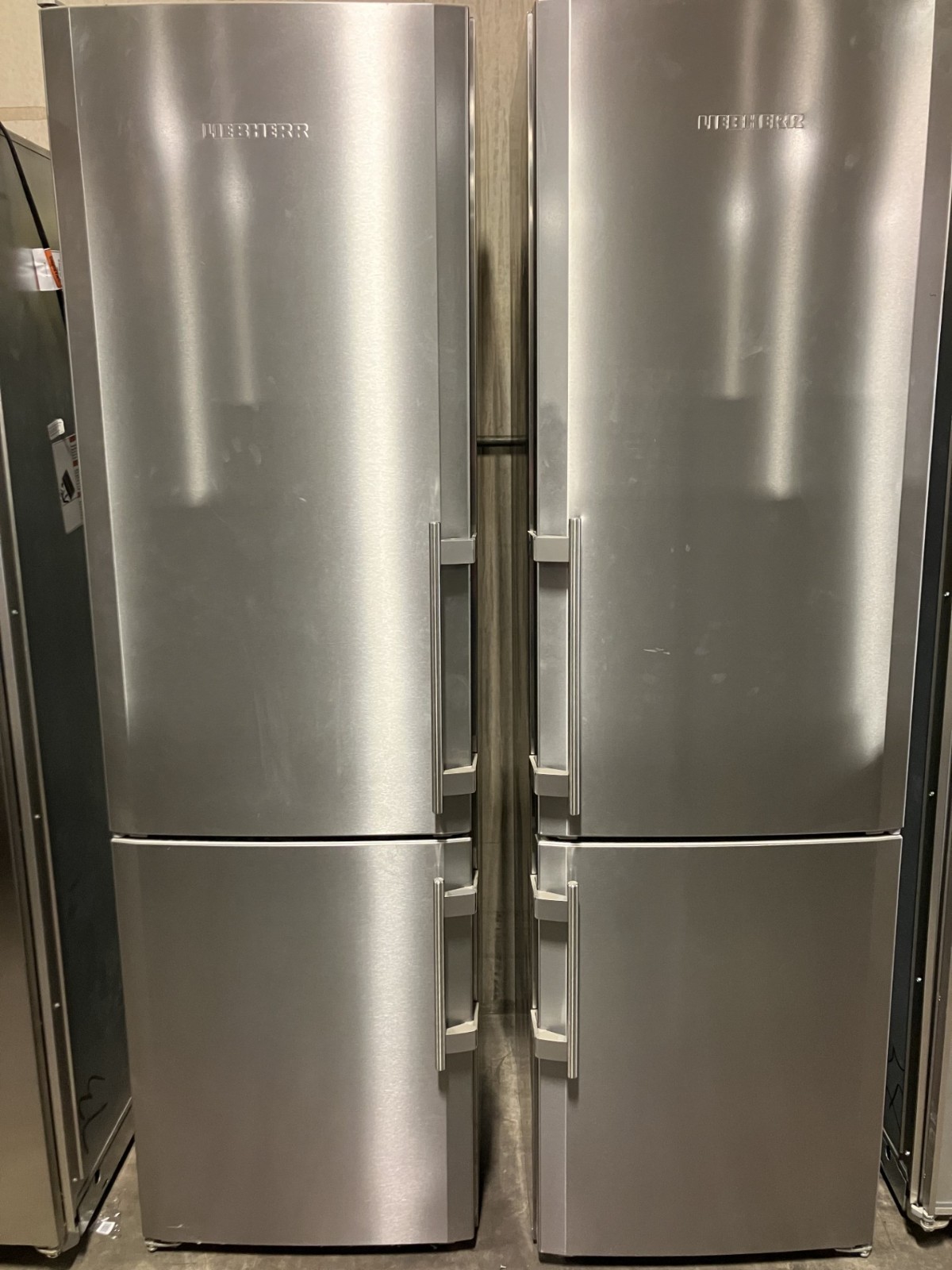 Liebherr CBS1360/Liebherr CS13 24 Inch Counter Depth Bottom Freezer Refrigerator gallery