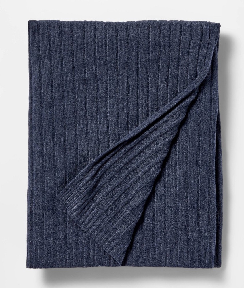 NWT Threshold by Studio McGee throw blanket 50”x60” Navy Blue