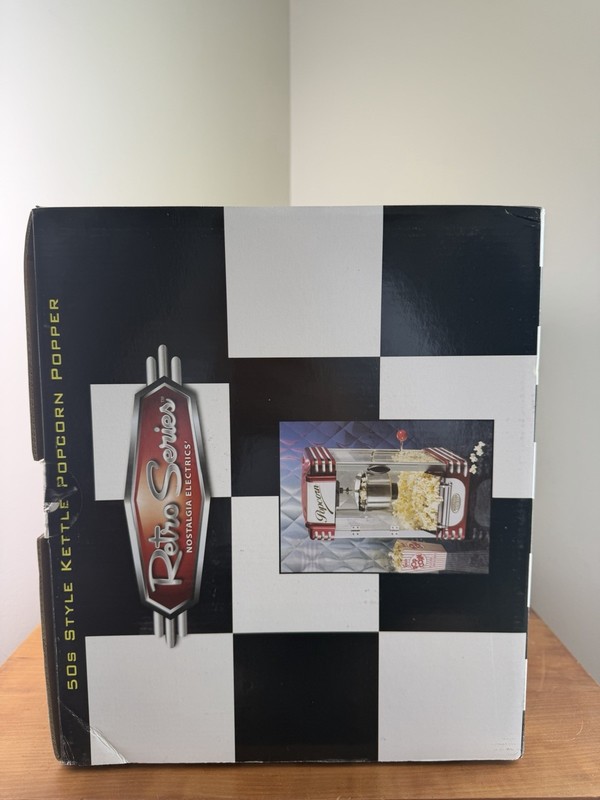Kettle Popcorn Popper/Maker Nostalgia Tabletop Retro Series NEW - RKP630 gallery