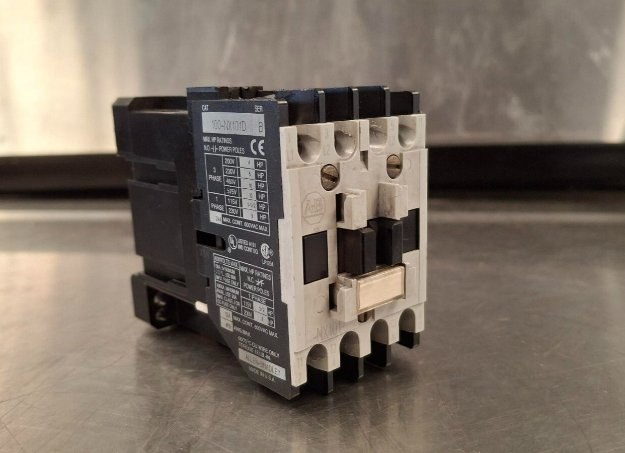 Washer Relay 120v (100-NX101D B) Speed Queen P/N: F330175, F330146 [Used] gallery