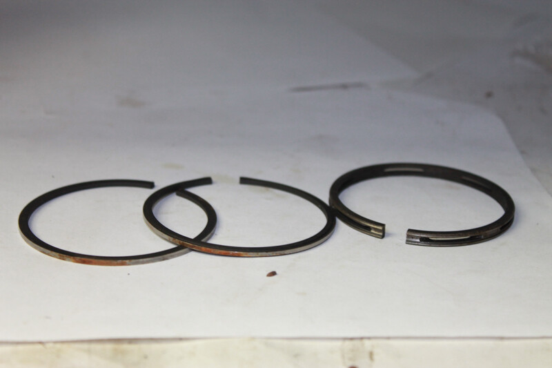Briggs-Stratton Parts 298174 RING SET-STD fits models 100200 100900 B_ BS-298174 gallery