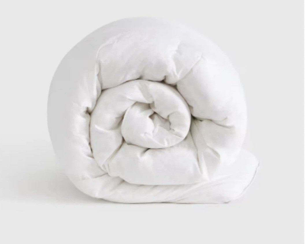 Quince Premium Down Alternative Lightweight Comforter King / Cal King NWOT gallery